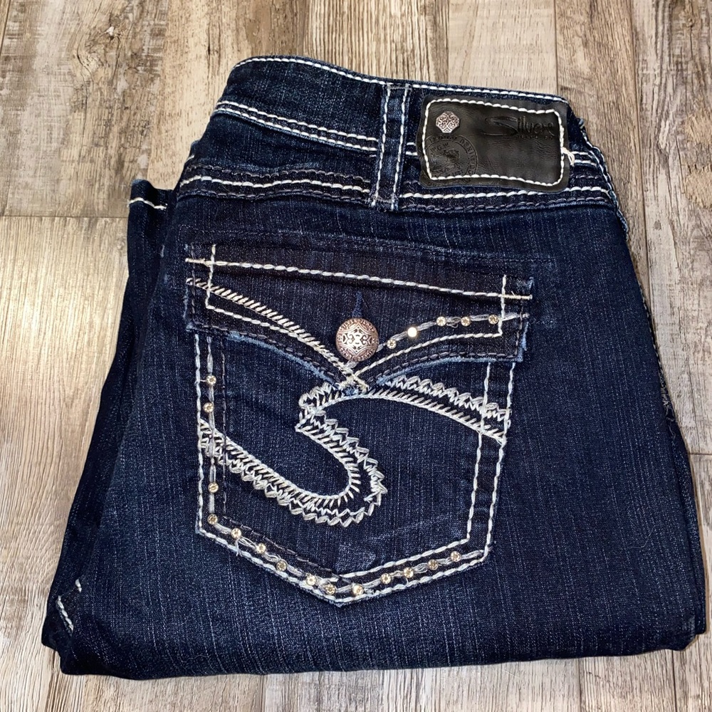 Stylish Women's Blue Jeans